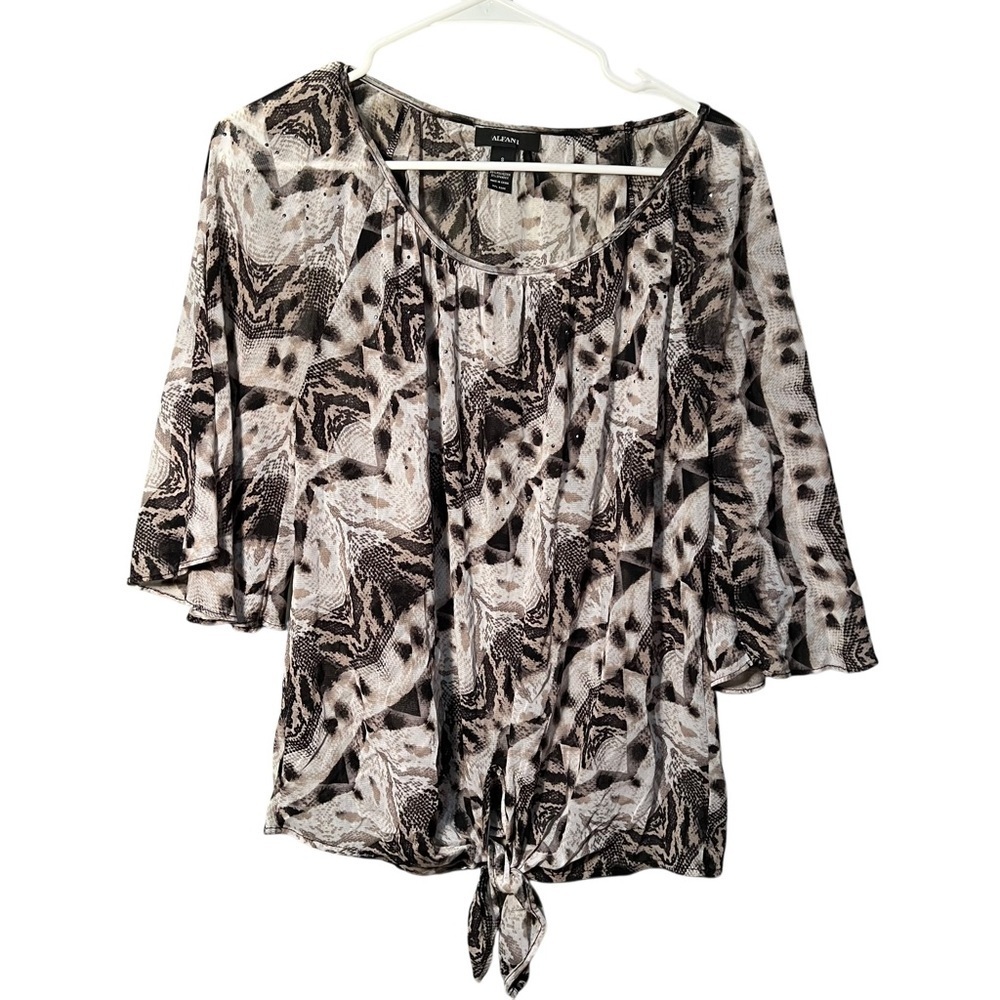 Alfani Women's Size Small Scoop Neck Blouse Beige Black White Geometric Studded